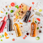 A Vinalda celebrou uma parceria com a Porto Réccua Vinhos, para a distribuição, em Portugal e no mundo, das marcas Cabeça de Burro, Réccua Porto, Réccua Douro e, a mais jovem, Réccua Cocktails.